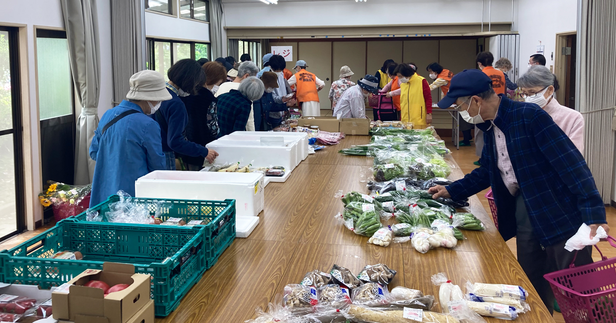 あんずの里出張販売（くるみ公民館）